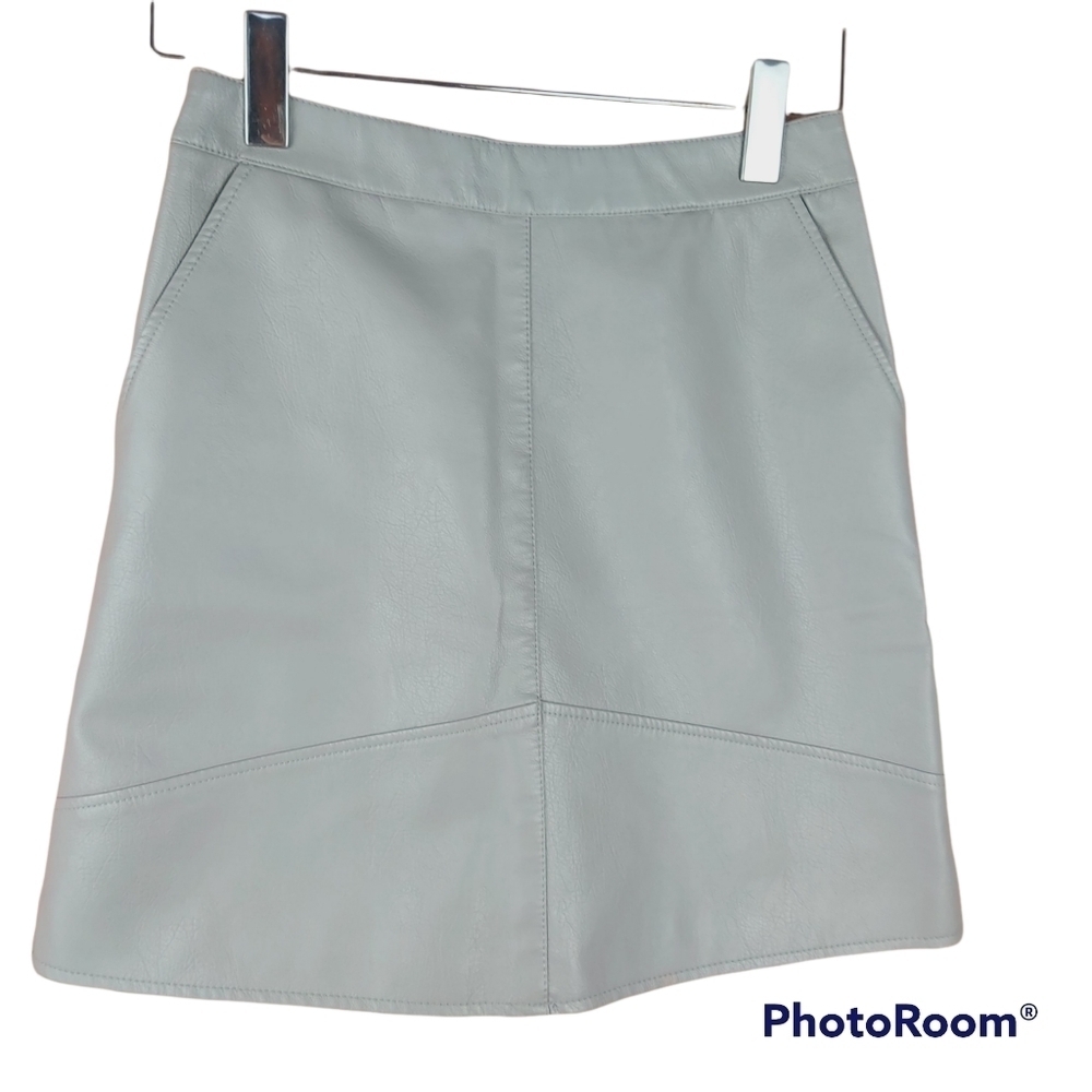 Vero MODA faux leather vegan gray skirt size small